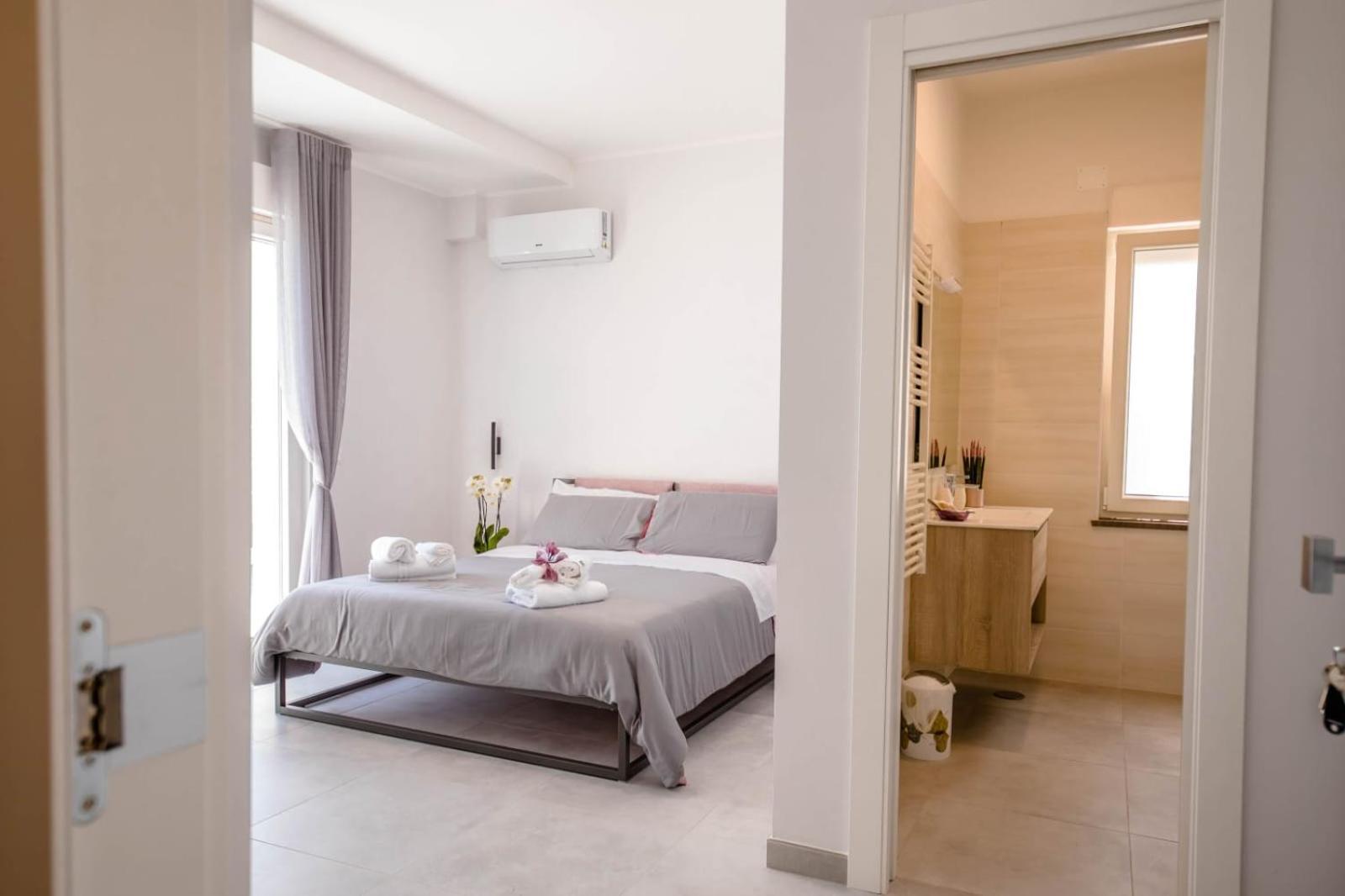 Blu Marine Bed & Breakfast Катандзаро Екстериор снимка
