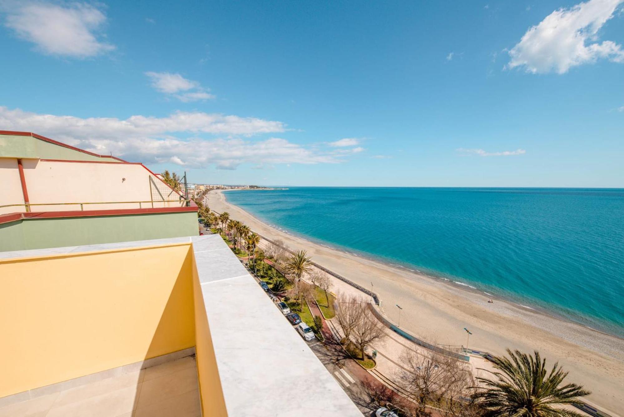 Blu Marine Bed & Breakfast Катандзаро Екстериор снимка