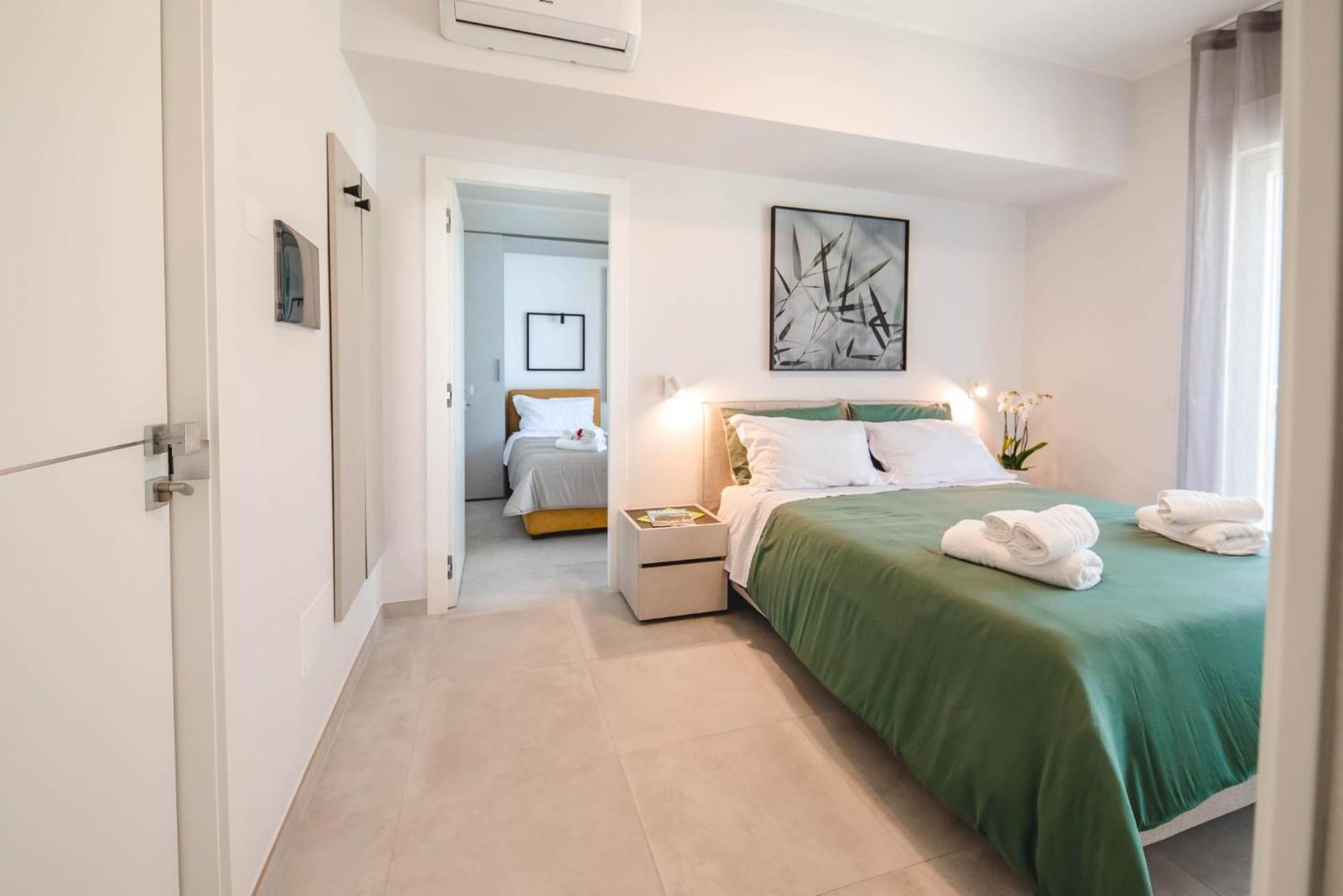 Blu Marine Bed & Breakfast Катандзаро Екстериор снимка
